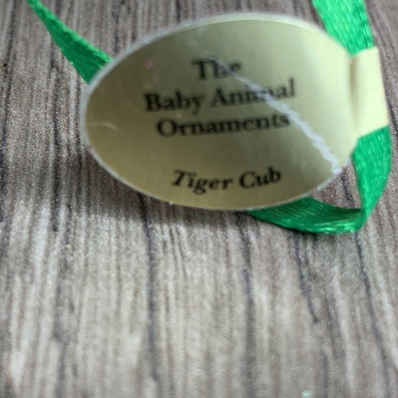Danbury Mint The Baby Animal Ornaments Bengal Tiger Cub Tree - Picture 7 of 7